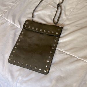 Bag over the shoulder